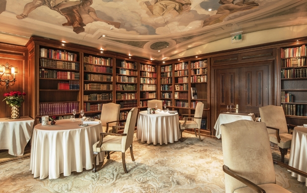 Adlon Kepinski Berlin Bibliothek DInner