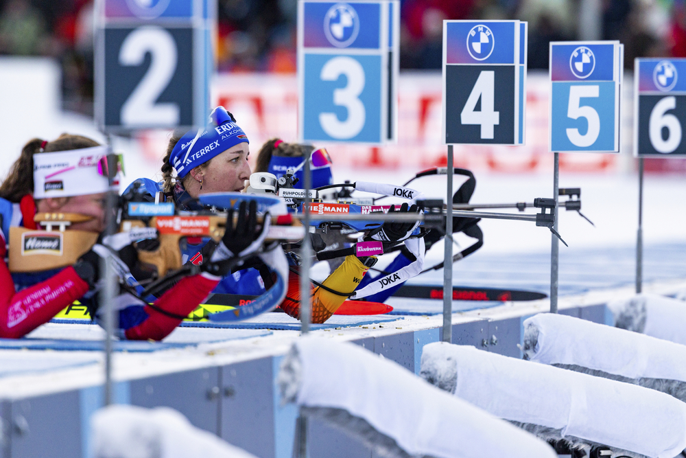 Liegendschießen beim Biathlon Weltcup in Oberdorf